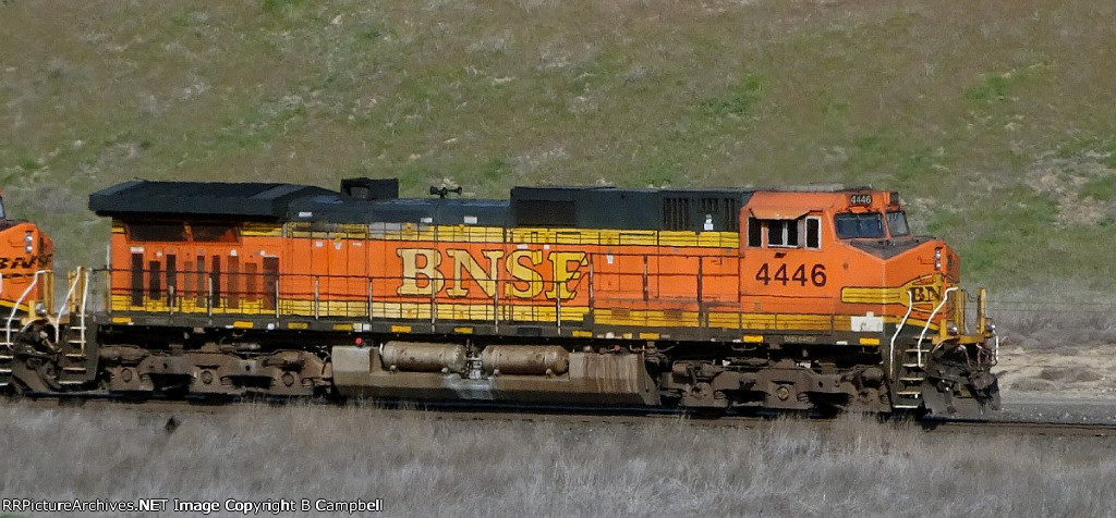 BNSF 4446